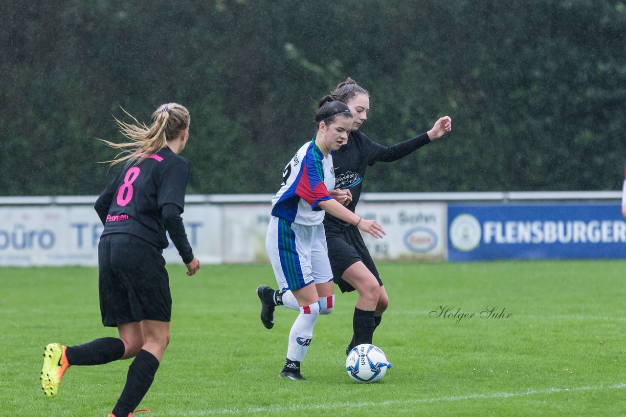 Bild 251 - B-Juniorinnen SV Henstedt Ulzburg - MSG Steinhorst Krummesse : Ergebnis: 4:0